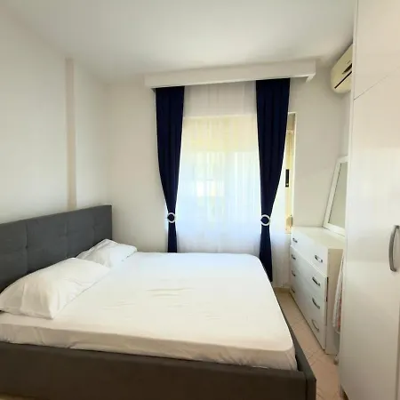 Lejlighed Titanic Seafront, Lungomare, Sleeps 6 *